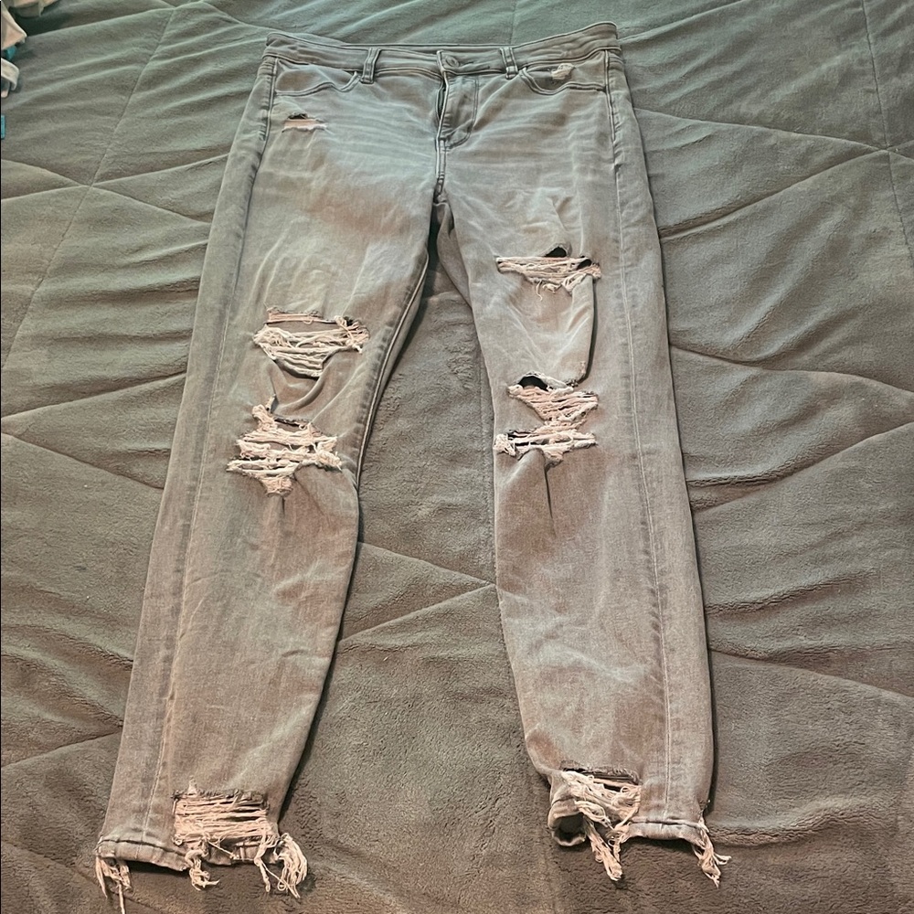 American Eagle Outfitters Distressed Light Gray Boyfriend Jeans